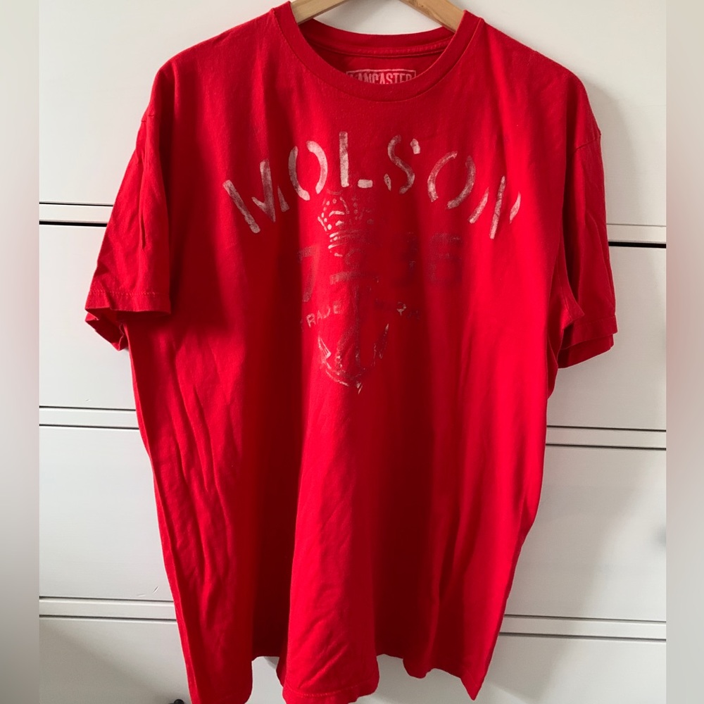 Lancaster Molson X-Large Graphic Red T-Shirt